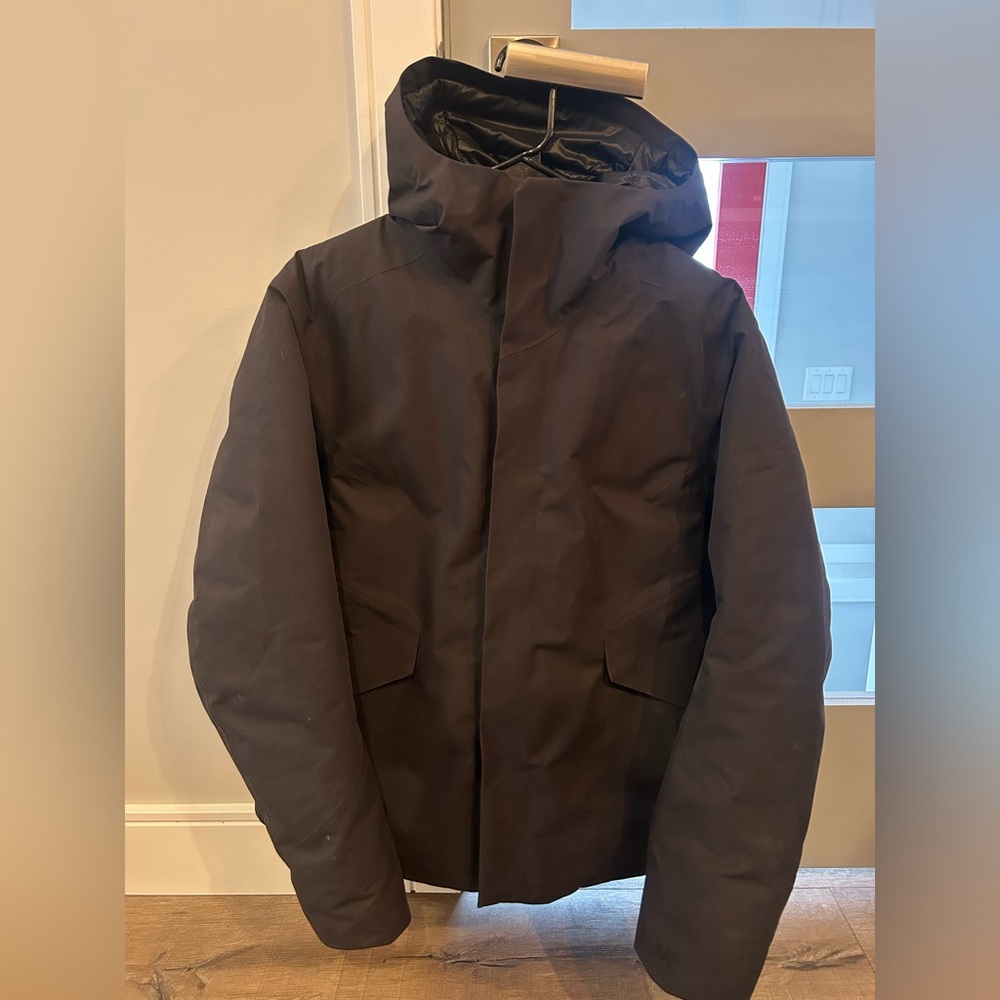 Arc’teryx Women’s Andra Down Filled Goretex Jacket